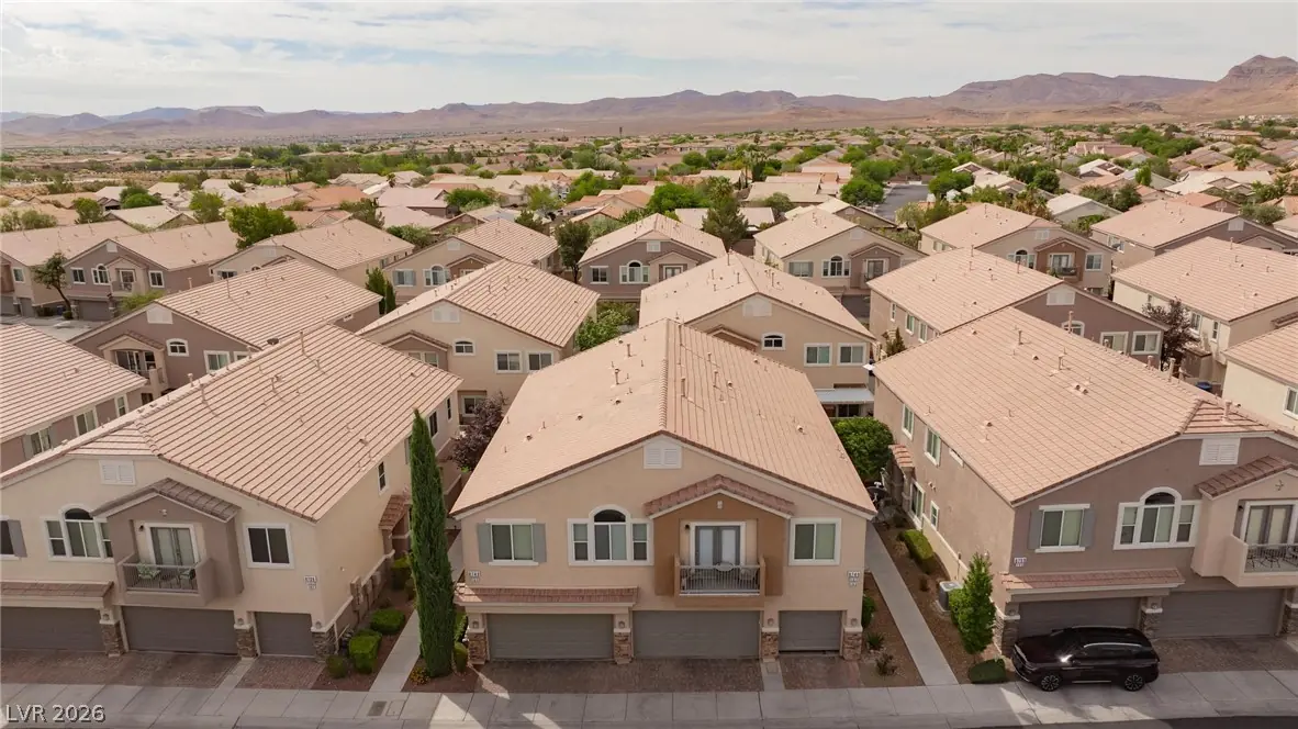 8749 Horizon Wind Avenue 101