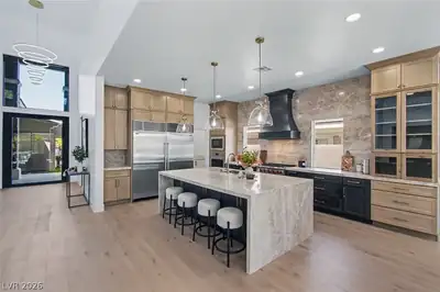 420 Pinnacle Heights Lane Las Vegas, NV 89144