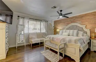 1908 Niblick Circle Bedroom