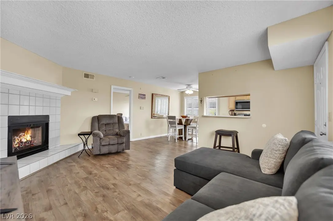 5340 Rod Court 102