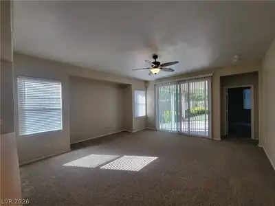 3593 AUSTRALIAN CLOUD Drive 0 Living Room