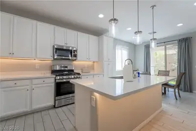 7061 Tilligerry Street Kitchen