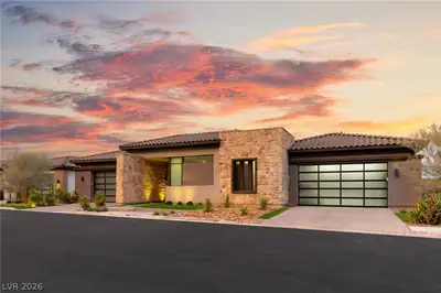 11142 San Terrazo Place Front of Structure
