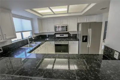 3333 Twin Bridges Court Kitchen