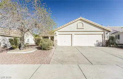238 Ventana Village Lane, Henderson