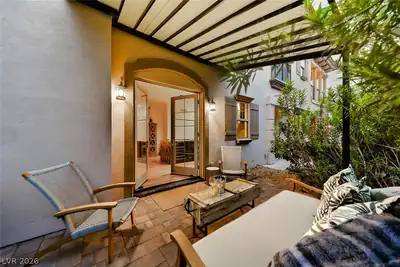 36 Via Vasari 101 Henderson, NV 89011