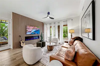 36 Via Vasari 101 Living Room