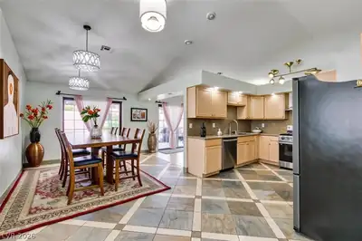 3222 East Oquendo Road Kitchen