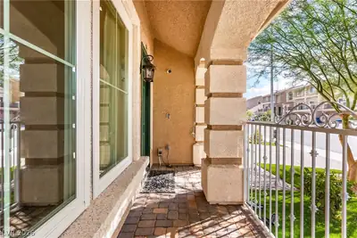 10646 Aphrodite Street Entry