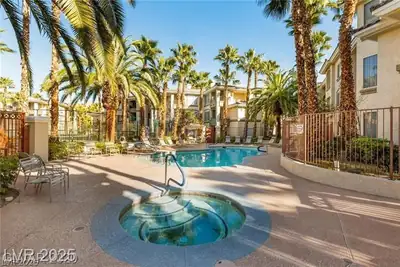 7131 South Durango Drive 305, Las Vegas, NV 89113 Pool