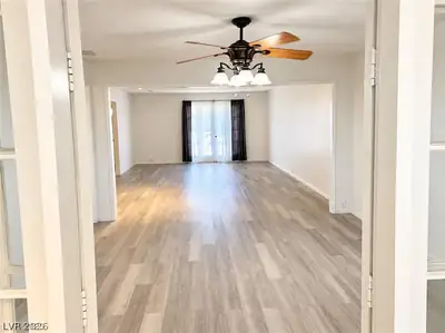 770 Tam O Shanter Living Room
