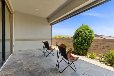 9841 West El Campo Grande Avenue Patio