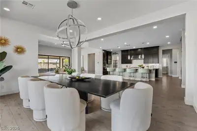 9841 West El Campo Grande Avenue Dining Area