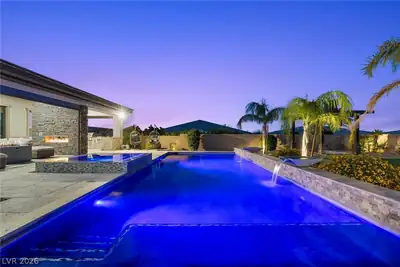 9841 West El Campo Grande Avenue Pool