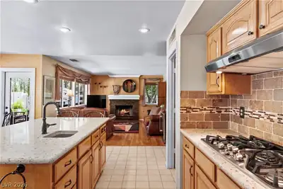 2825 Cotton Cloud Road Kitchen