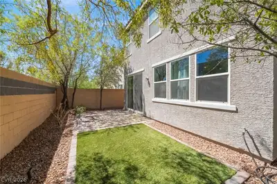 5546 Lushan Street Patio