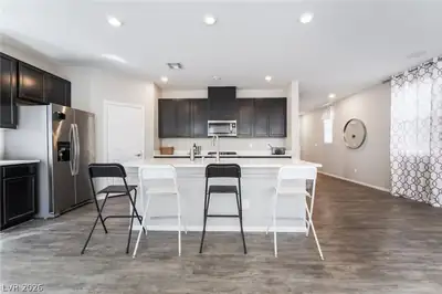 5546 Lushan Street Kitchen