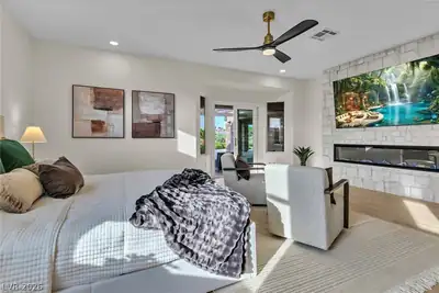 2734 Cherrydale Falls Drive Primary Bedroom