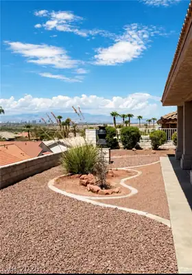 908 Rhyolite Terrace Yard