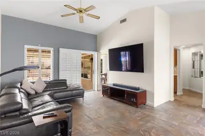 9901 Woodhouse Drive Living Room
