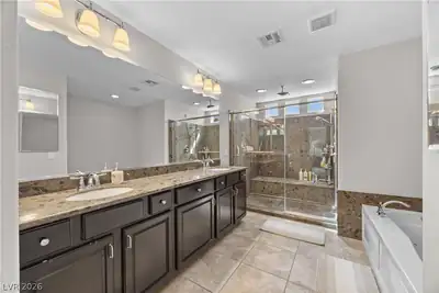 5355 Tartan Hill Avenue Primary Bathroom