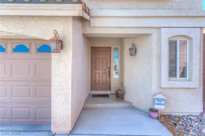 6229 White Point Court Entry