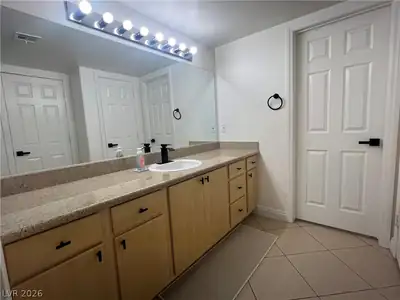 8000 West Badura Avenue 2119 Bathroom