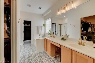 2546 Belgreen Street, Las Vegas, NV 89135 Primary Bathroom