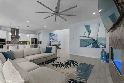 10321 Vento Soffia Avenue Living Room