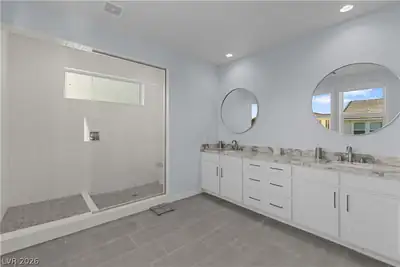 10321 Vento Soffia Avenue Primary Bathroom