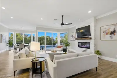 8912 Rainbow Ridge Drive, Las Vegas, NV 89117 