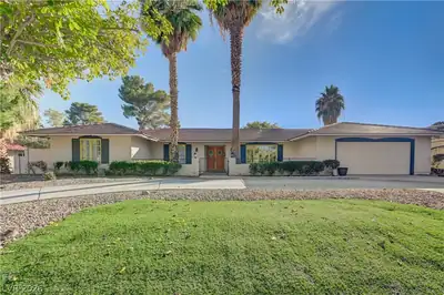 3689 North Rosecrest Circle, Las Vegas