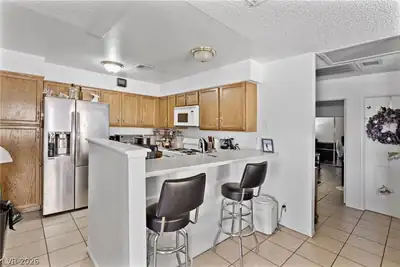 2412 Cherrywood Street Kitchen