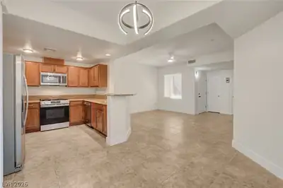 6868 Sky Pointe Drive 1038 Kitchen