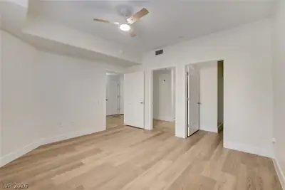 6868 Sky Pointe Drive 1038 Bedroom
