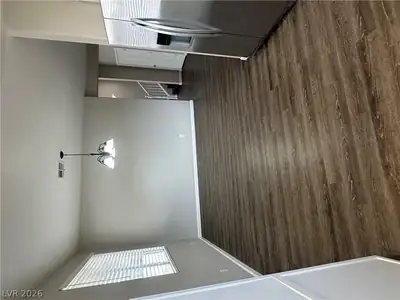 229 Paradise Bird Street Dining Area