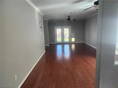 2312 Willow Wren Drive Living Room