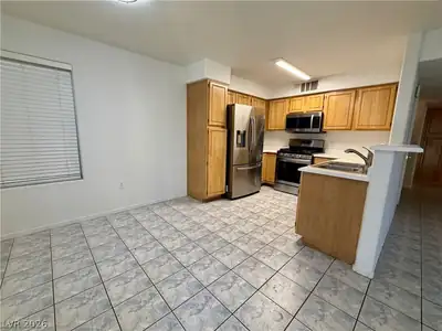 5710 East Tropicana Avenue 1086 Kitchen