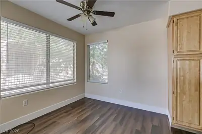 5710 East Tropicana Avenue 2106 Bedroom