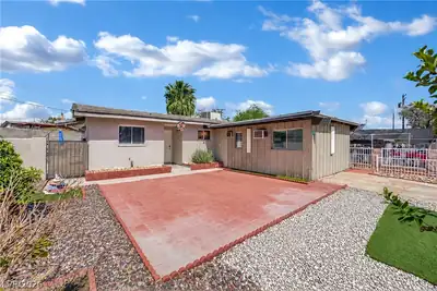 805 North 19th Street Las Vegas, NV 89101