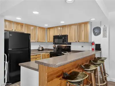 407 South Vasels 49 Kitchen