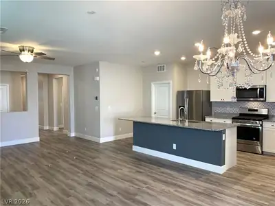 2944 Capobella Avenue 