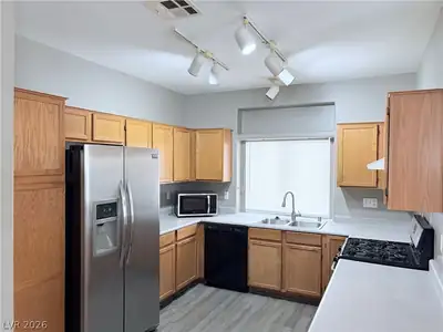 5104 Jordan Frey Street 203 Kitchen