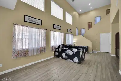 3619 Prairie Orchid Avenue Living Room