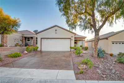 2339 Tranquil Moon Street, Henderson