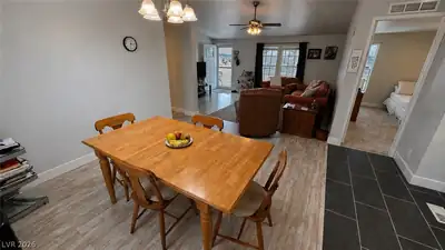 4080 West Prospector Lane Dining Area