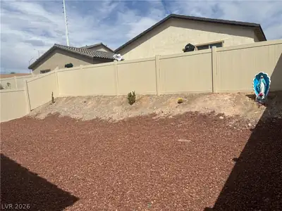 2780 Predator Place Yard