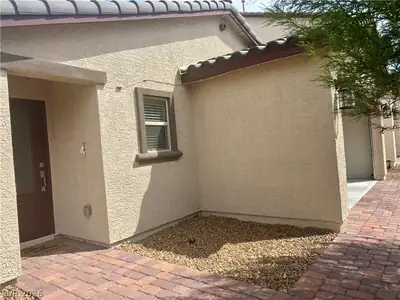 2780 Predator Place Front of Structure
