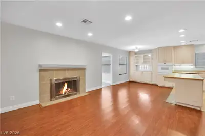 8136 Spur Court 