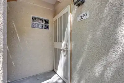 3145 East Flamingo Road 1039 